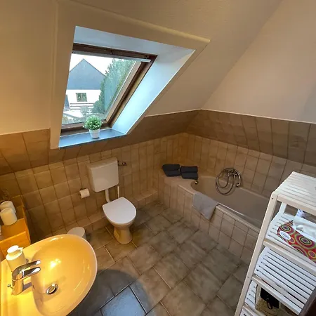 Ferien- & Monteurwohnung Schmidt In Apartmán