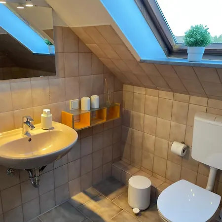 Ferien- & Monteurwohnung Schmidt In
